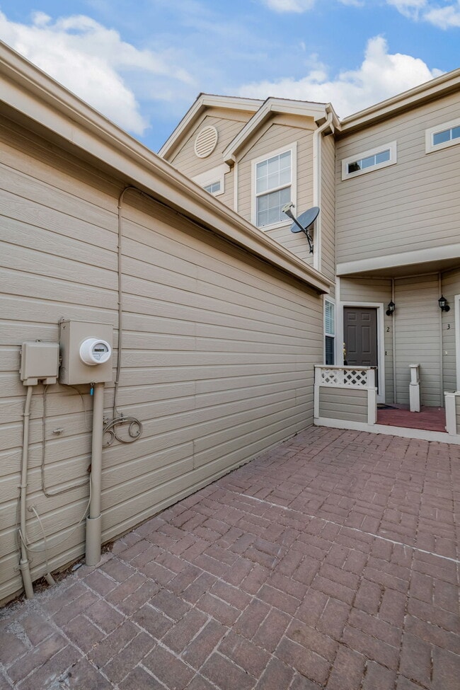 Photo - 299 W Jamison Cir Townhome