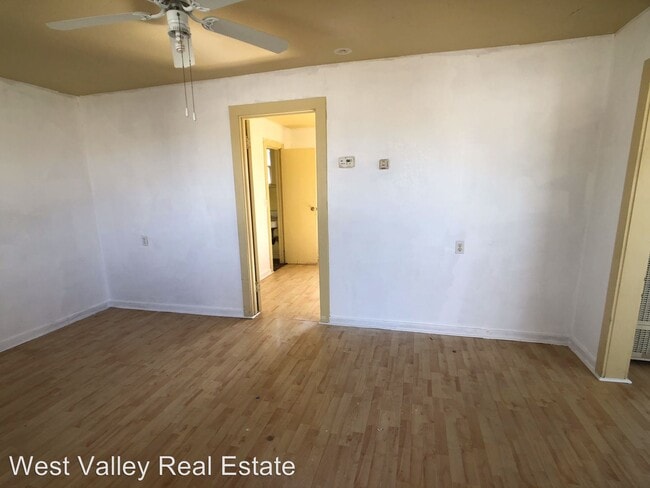 Building Photo - 1 br, 1 bath House - 518 Taylor St