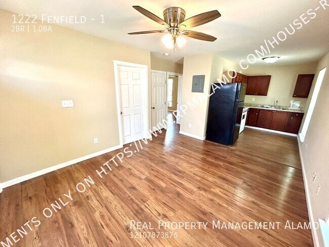 Building Photo - 1222 Fenfield-1