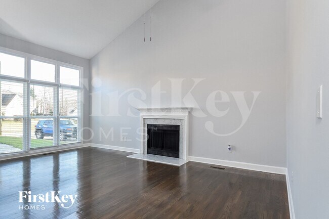 Building Photo - 5620 Poplar Hill Ct