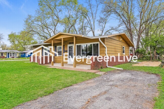 Foto del edificio - 3202 Donald Ave