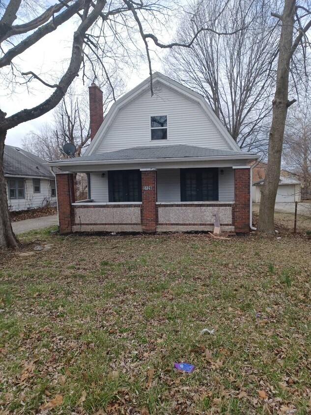 Primary Photo - 3128 N Keystone Ave