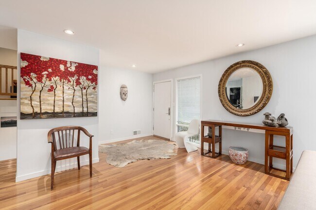 Building Photo - 3122 Brooklawn Terrace