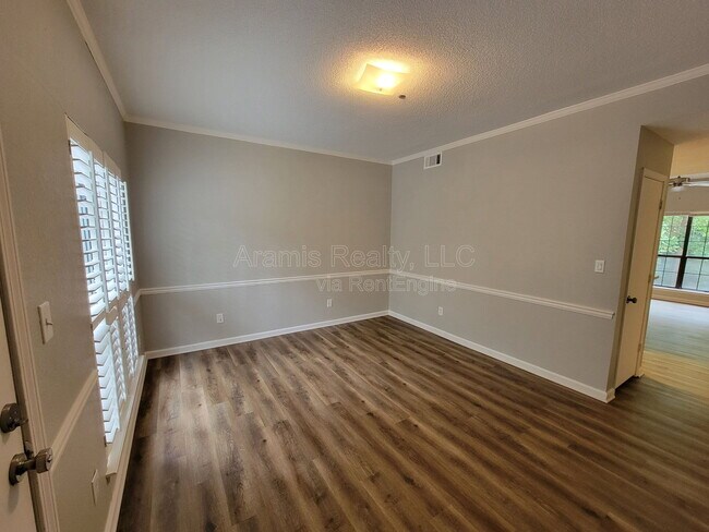 Photo - 3058 Steeplechase Dr Townhome