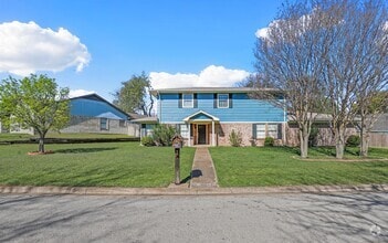Building Photo - 1104 Cozby Ct W