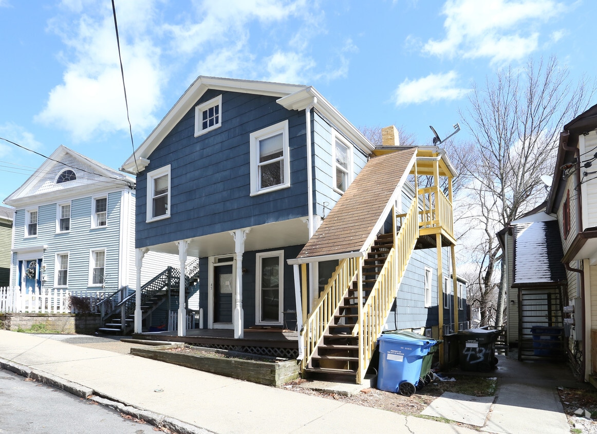 Building Photo - 45 Union St
