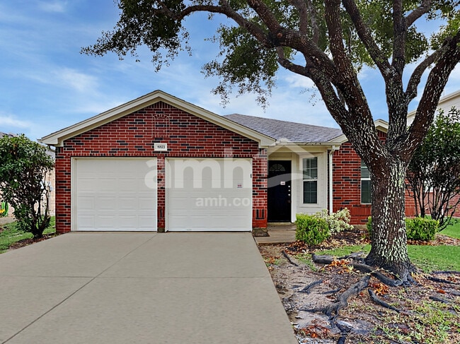 Building Photo - 16623 Grenada Falls Dr
