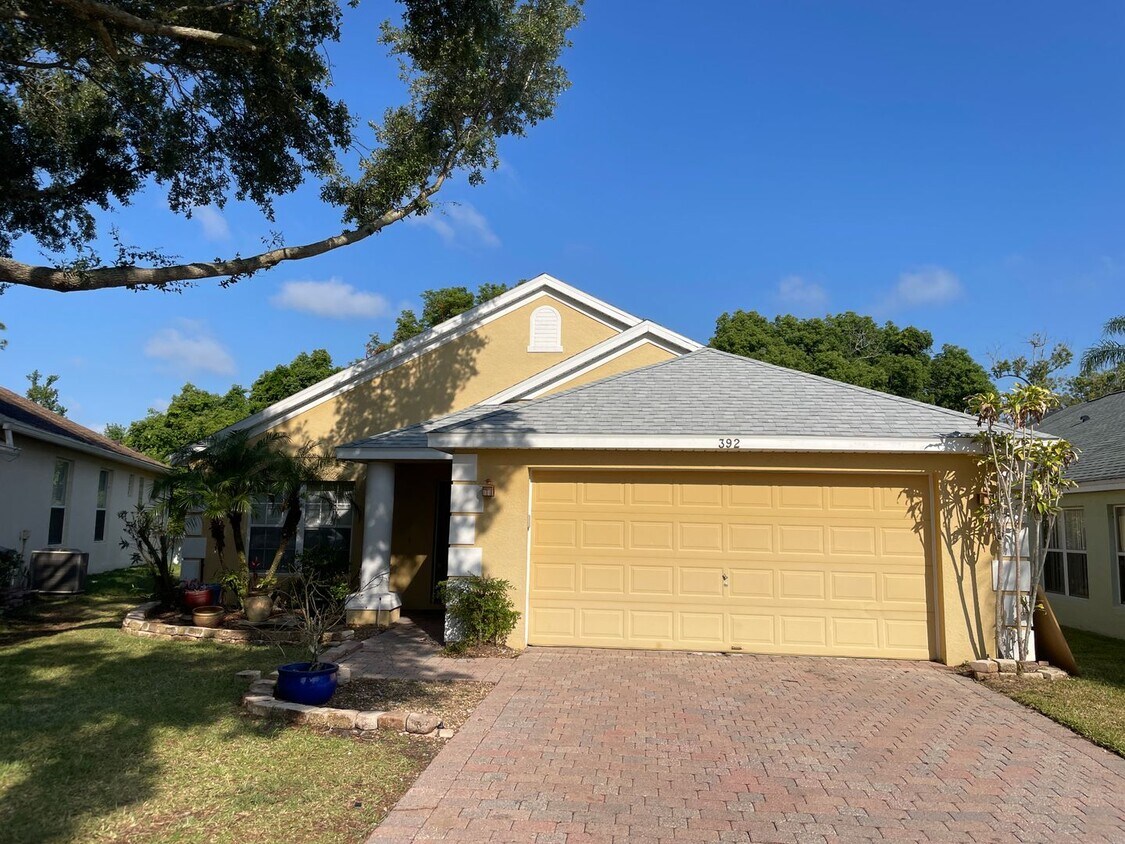 Primary Photo - 3 Bedroom/2 Bathroom SFH in Lake Griffen E...