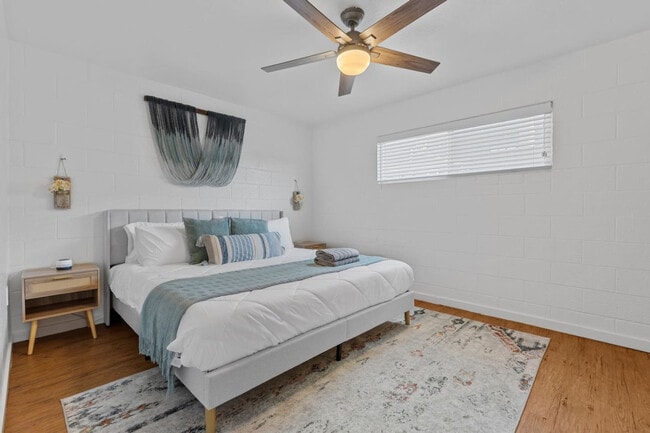 Foto del edificio - 109 E Broadway Rd