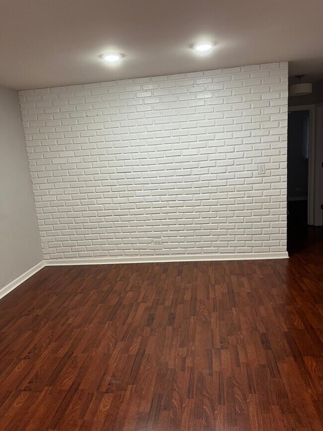 Foto del edificio - 6730 Valley View Rd
