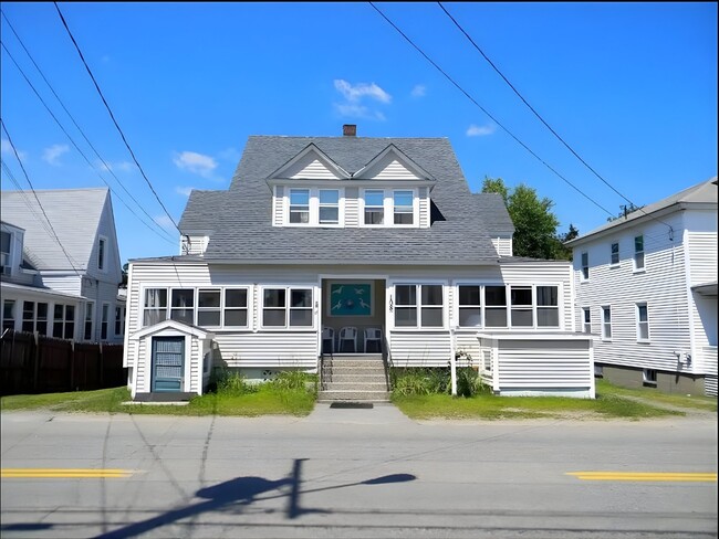 Building Photo - 108 W Grand Ave
