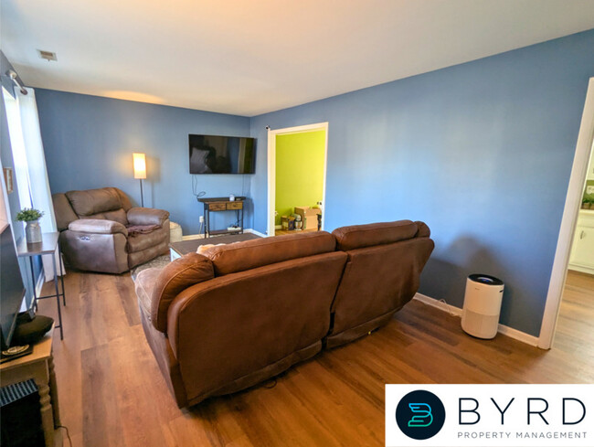 Building Photo - 3404 Hollow Ridge Ct