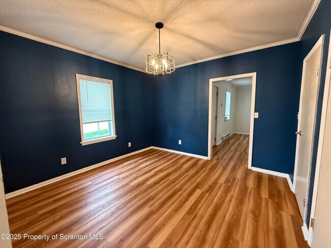 Foto del edificio - 146 S Everett Ave