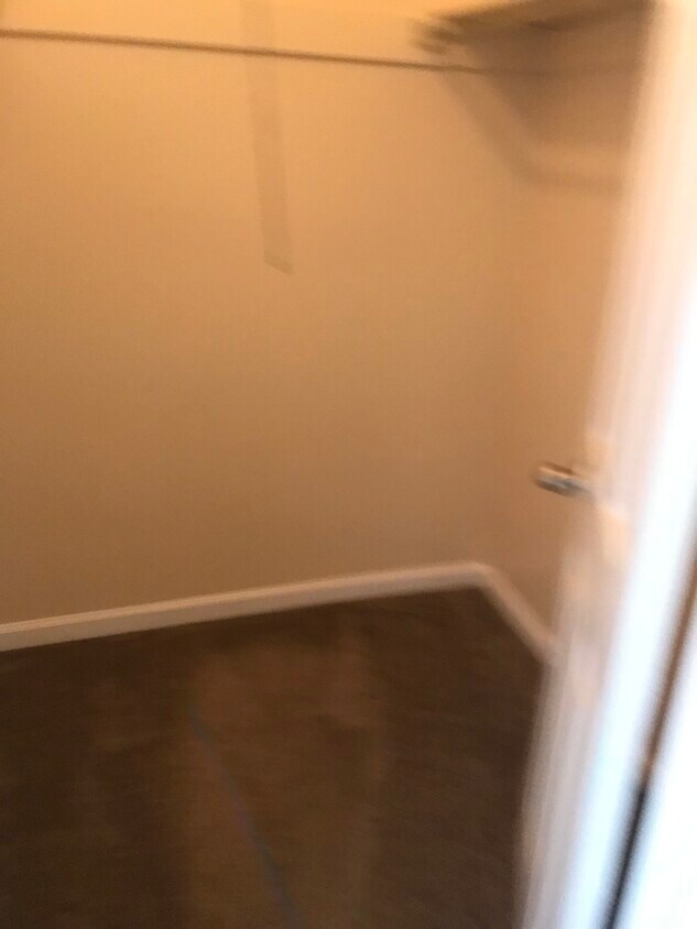 Primary Photo - 350 Gatewater Ct