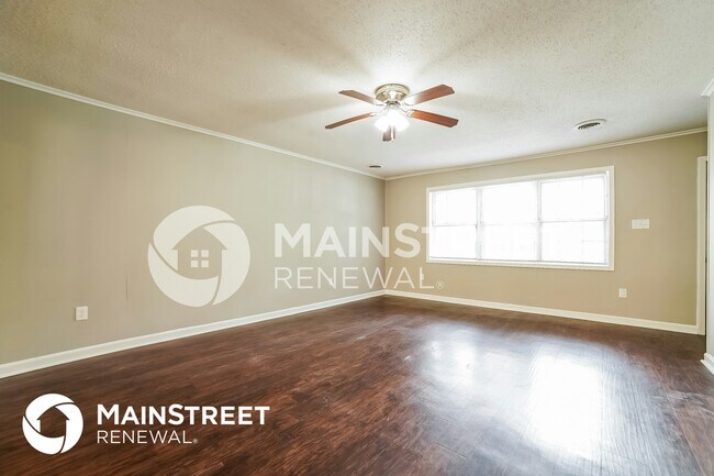 Foto del edificio - 8347 Bridgewood Dr