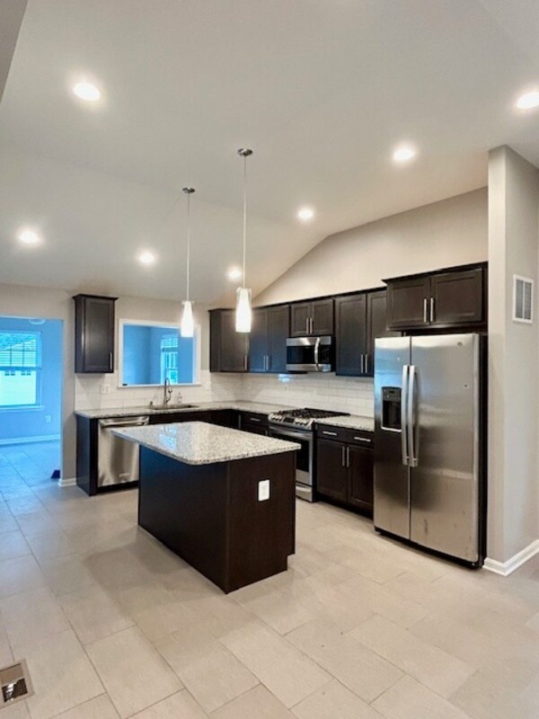 Foto del edificio - 54 Linwood Ave