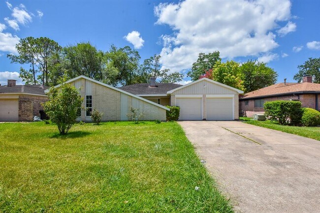 Foto del edificio - 10803 Shannon Hills Dr
