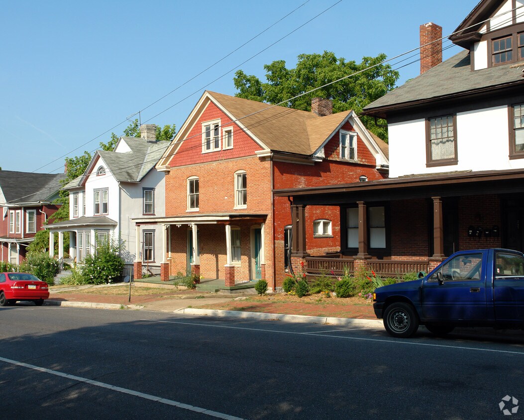 Foto principal - 251 S Prospect St
