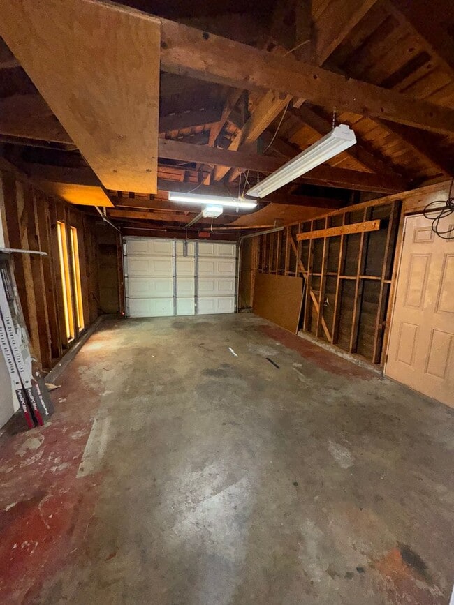 Building Photo - Bellflower Way