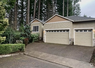 Building Photo - 12712 SW Rocky Mountain Ct