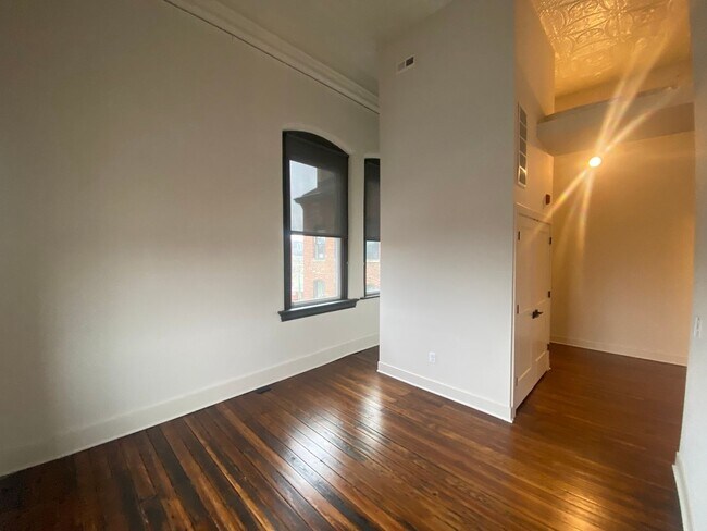 Foto del edificio - 1 Bedroom Flat
