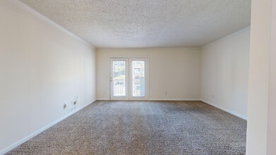 Interior Photo - Legacy Hill