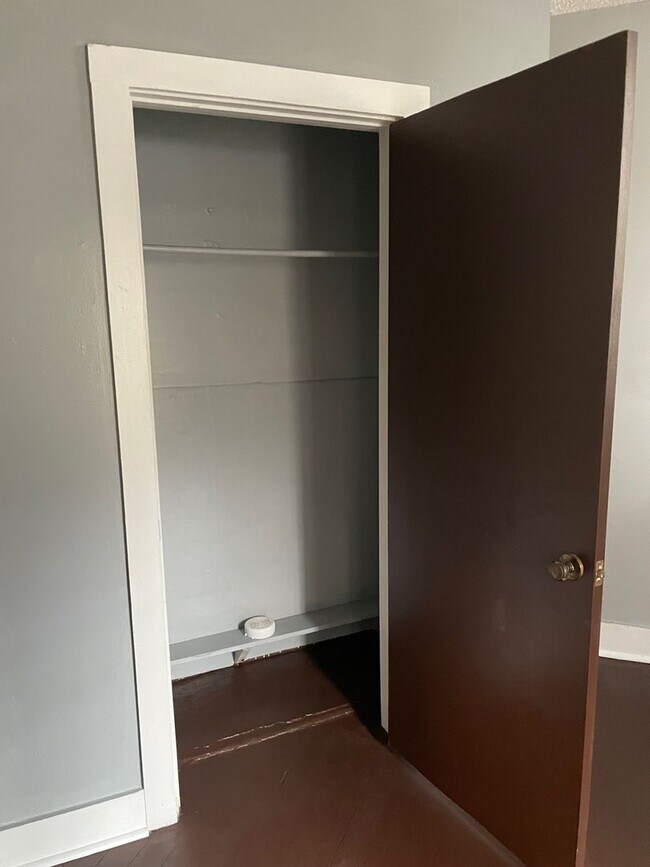 Foto del edificio - Nice 1 bedroom, 1 bath rental on Coming St...