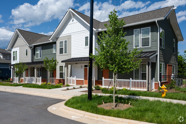 Foto alternativa - Brown School Lofts at Legacy Heights