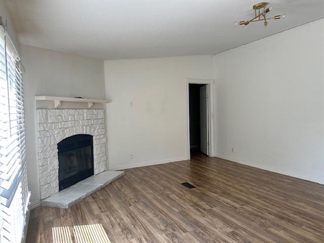 Building Photo - 2922 Sutton Pl