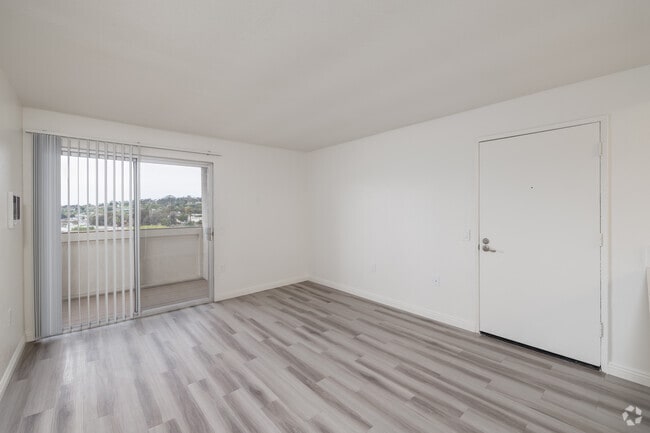 2 habitaciones, 2 baños - 893 pies cuadrados - Sala de estar - Camino Colony