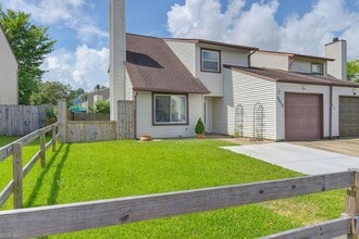 Building Photo - 3513 Bancroft Dr