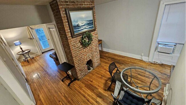 Foto del edificio - 176 Montgomery St