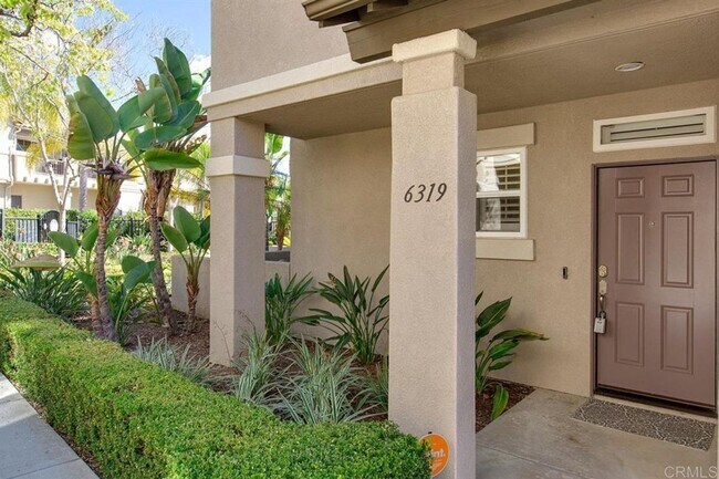 Foto del edificio - Vibrant 3 Bedroom Townhome in Bressi Ranch