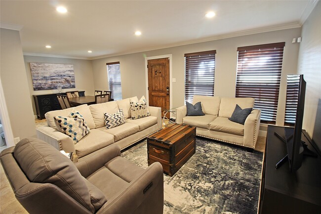 Foto del edificio - 10386 Hammerly Blvd