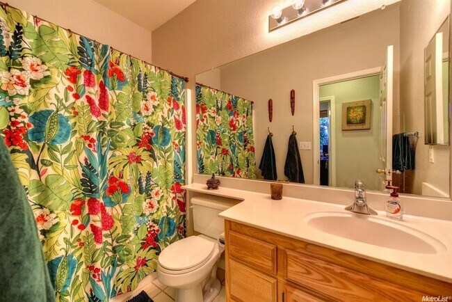 Foto del edificio - HALF OFF ONE MONTH RENT IF APPROVED AND MO...