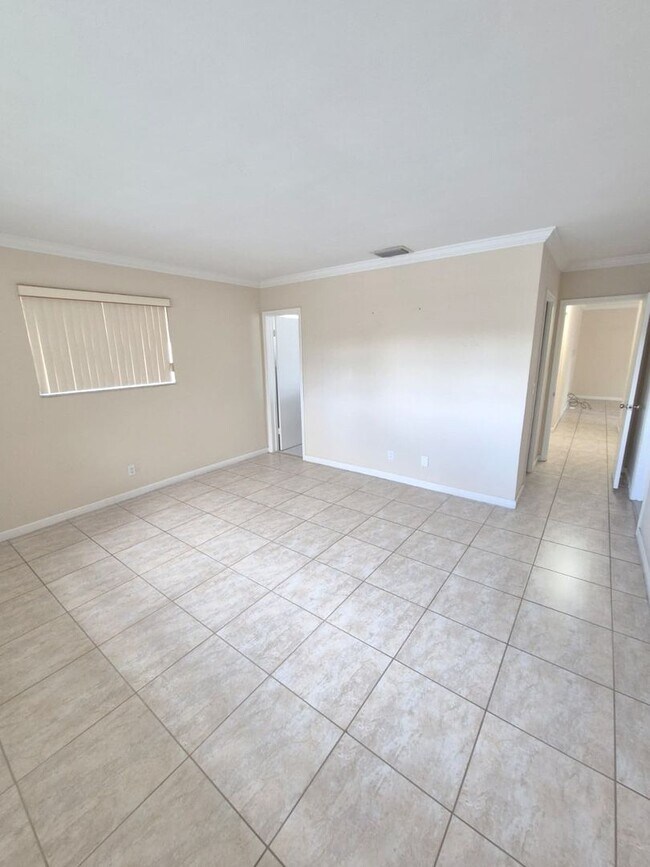 Building Photo - 3705-3711-3711 Polk St