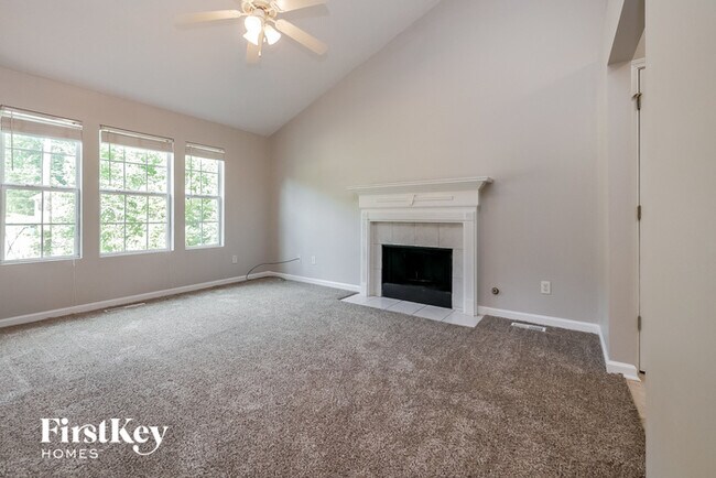 Building Photo - 240 Greensprings Dr