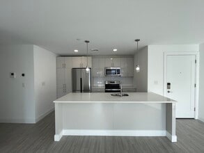 Building Photo - 42 N Beacon St