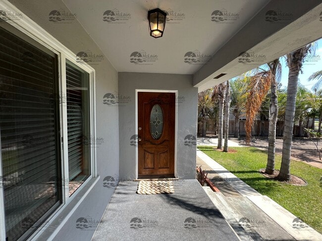 Building Photo - 3310 Eureka Pl