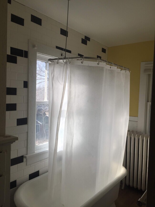 814 Rocksylvania Ave, Iowa Falls, IA 50126 House Rental in Iowa Falls