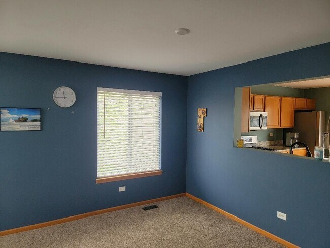 Foto del edificio - 590 Berry Ridge Dr