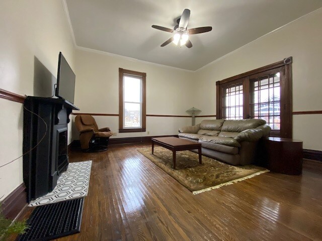 Building Photo - 625 E State St