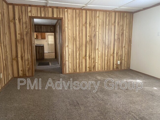 Foto del edificio - 422 NE Emmett St