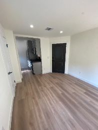 Living room and entry door - 500 E Ave 39