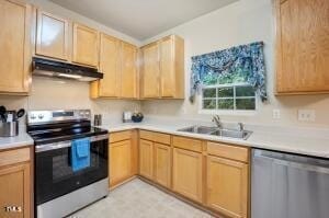 Building Photo - 702 Calavaras Ln