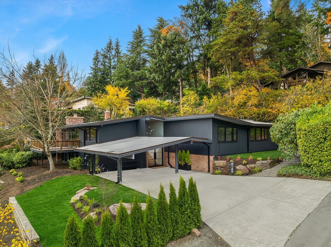 Primary Photo - 4148 Boulevard Pl