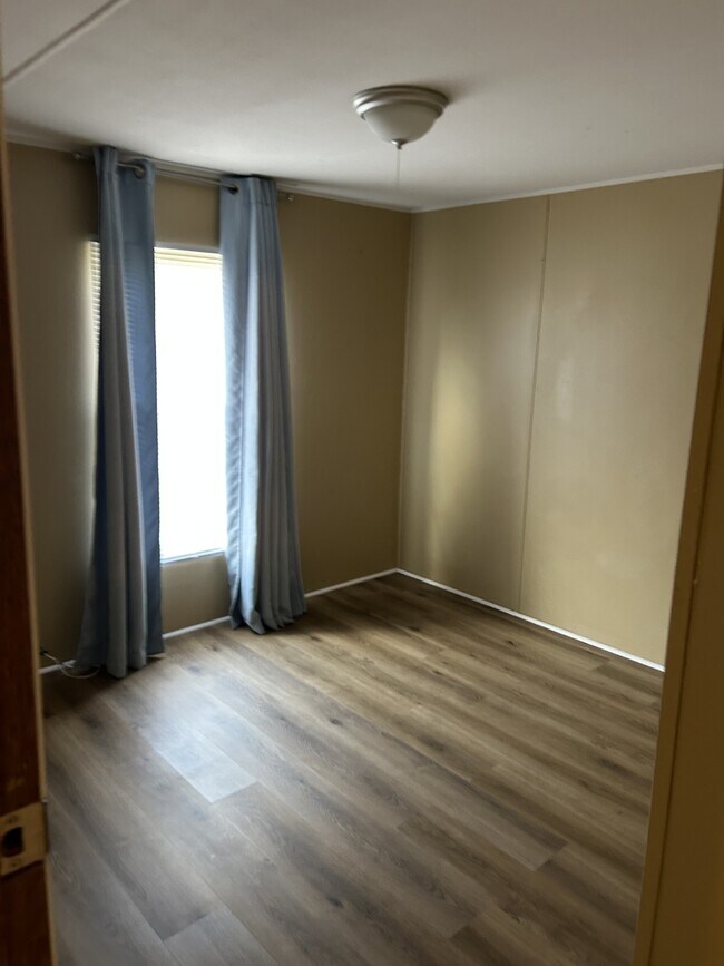 Building Photo - 4918 Harmony Grove Rd