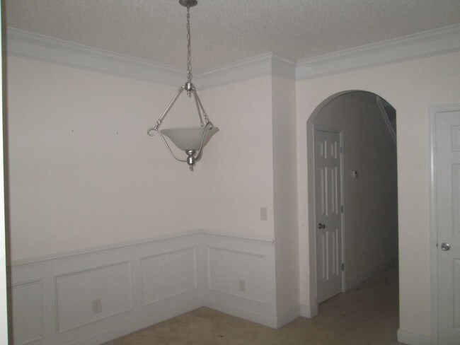 Building Photo - 2756 Haligan Pt