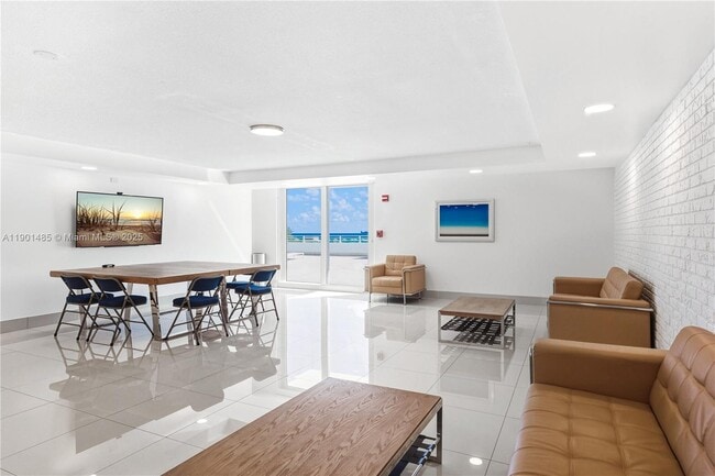 Foto del edificio - 345 Ocean Dr