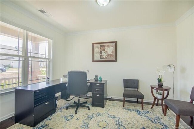 Foto del edificio - 2589 Shoal Park Rd